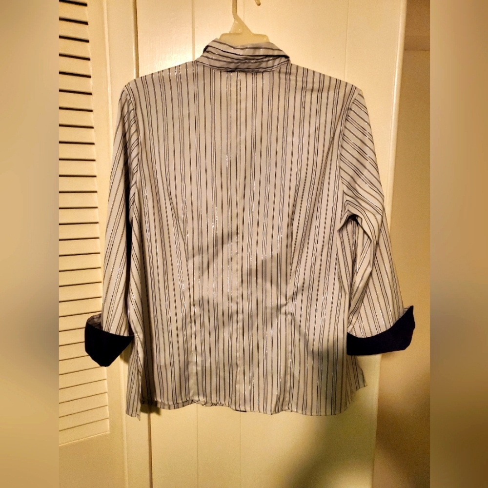 Cato blouse - Picture 2 of 4